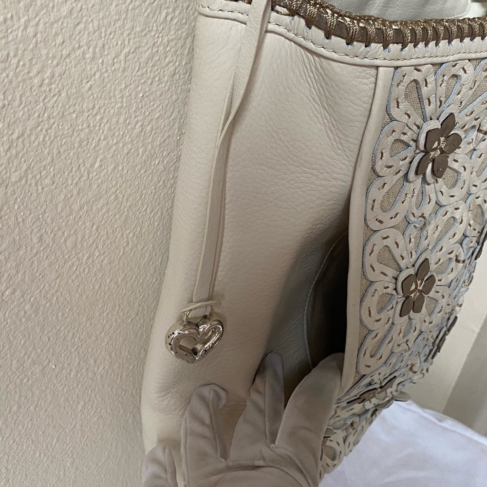 Brighton White Leather Flower Patchwork Tote Euc - image 4